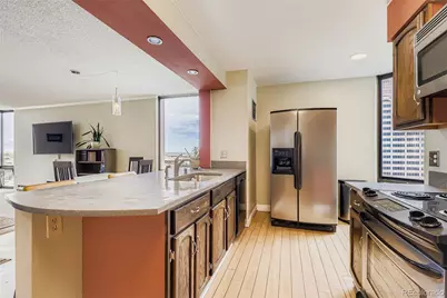 1625 Larimer Street #2707, Denver, CO 80202 - Photo 6