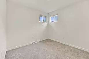 966 E 8th Ave, Broomfield, CO 80020 - Photo 14