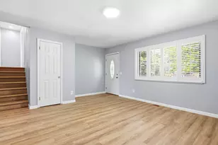 893 S Oswego Ct, Aurora, CO 80012 - Photo 8