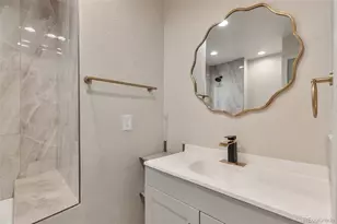 815 Zion St, Aurora, CO 80011 - Photo 6