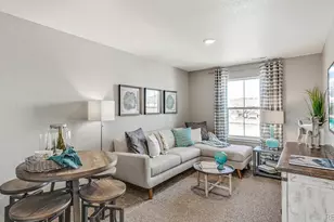 840 N Clubview St, Watkins, CO 80137 - Photo 12