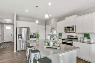 840 N Clubview St, Watkins, CO 80137 - Photo 6