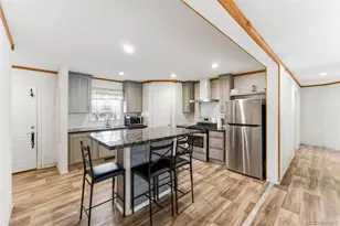 1828 Pitkin St, Aurora, CO 80011 - Photo 6