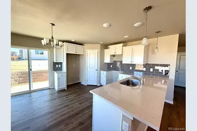 756 N Carrie Court, Watkins, CO 80137 - Photo 6