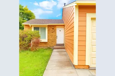 19133 E Milan Circle, Aurora, CO 80013 - Photo 2