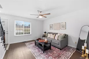 918 Summer Dr, Highlands Ranch, CO 80126 - Photo 4