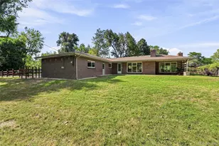 7990 Crest Dr, Lakewood, CO 80214 - Photo 28