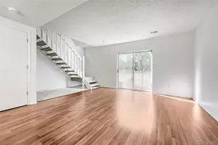 1543 S Ouray Cir, Aurora, CO 80017 - Photo 4