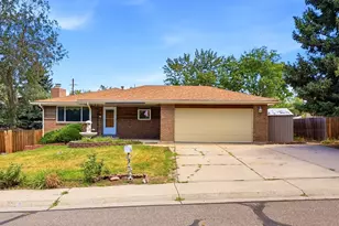 756 Zinnia St, Golden, CO 80401 - Photo 2
