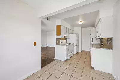 3121 S Tamarac Drive #208H, Denver, CO 80231 - Photo 12