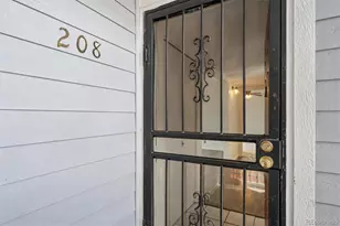 3121 S Tamarac Dr, Denver, CO 80231 - Photo 4