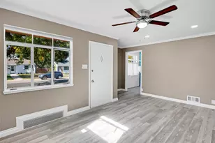 820 Lansing St, Aurora, CO 80010 - Photo 6