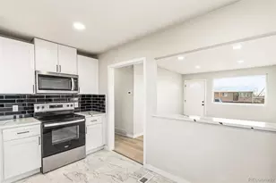 6890 Ivanhoe St, Commerce City, CO 80022 - Photo 10