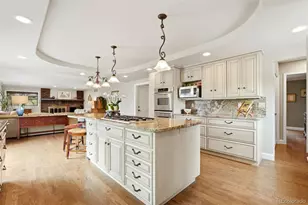 9302 N Heather Dr, Castle Rock, CO 80108 - Photo 6