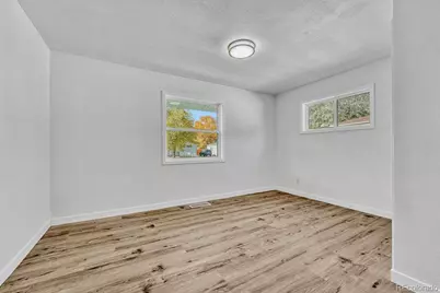 1420 S Ivy Way, Denver, CO 80224 - Photo 18