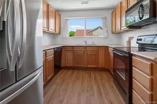 4825 Hahns Peak Dr, Loveland, CO 80538 - Photo 4