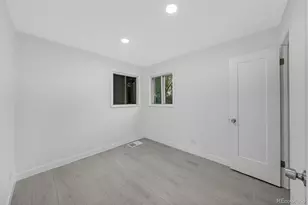 2921 Jasmine St, Denver, CO 80207 - Photo 8
