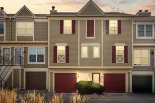 1811 S Quebec Way, Denver, CO 80231 - Photo 2