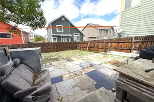 5543 Helena Ct, Denver, CO 80239 - Photo 16