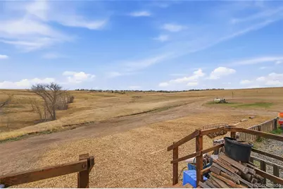 9151 Sun Country Drive, Elizabeth, CO 80107 - Photo 4