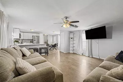 4210 E 100th Avenue, Thornton, CO 80229 - Photo 4