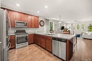 10139 E 25th Dr, Aurora, CO 80010 - Photo 6