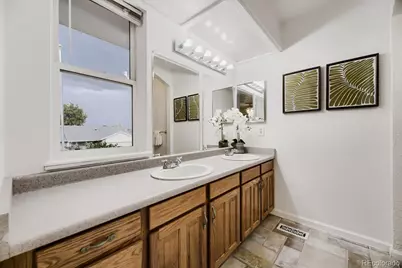 554 S Kittredge Way, Aurora, CO 80017 - Photo 16