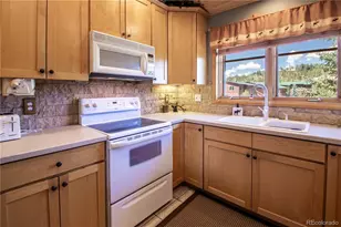 205 Bella Vista Ct, Grand Lake, CO 80447 - Photo 4