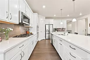 7154 Hyland Hills St, Castle Pines, CO 80108 - Photo 10
