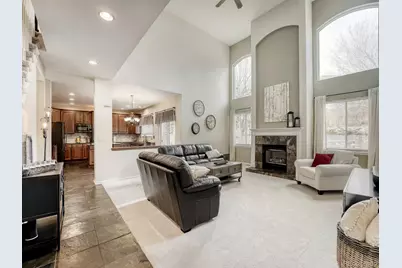 19485 E Powers Place, Aurora, CO 80015 - Photo 10