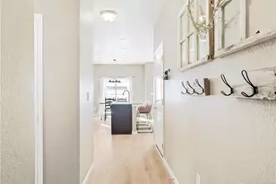 1999 Villageview Ln, Castle Rock, CO 80104 - Photo 2