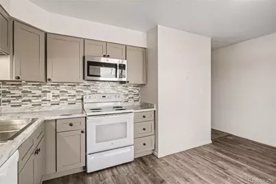 1345 Sable Boulevard, Aurora, CO 80011 - Photo 12