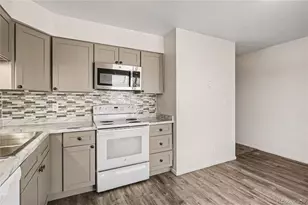 1345 Sable Blvd, Aurora, CO 80011 - Photo 12