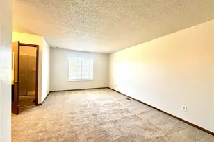 17449 E Asbury Cir, Aurora, CO 80013 - Photo 18