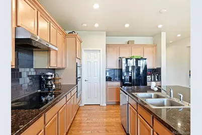 10069 E Kansas Avenue, Aurora, CO 80247 - Photo 12