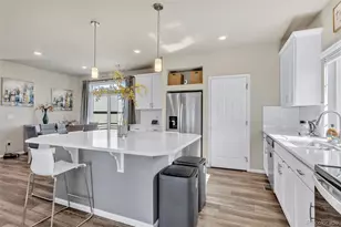 21895 E 44th Pl, Aurora, CO 80019 - Photo 6