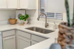 1521 Vine St, Denver, CO 80206 - Photo 14