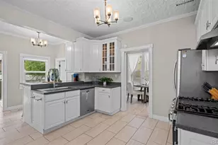 1527 N Nevada Ave, Colorado Springs, CO 80907 - Photo 12