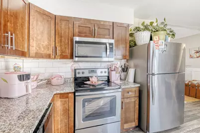 5303 Elkhart, Denver, CO 80239 - Photo 14