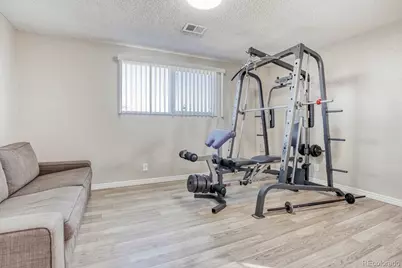 5303 Elkhart, Denver, CO 80239 - Photo 16