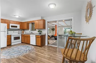 8103 Conifer Rd, Denver, CO 80221 - Photo 10