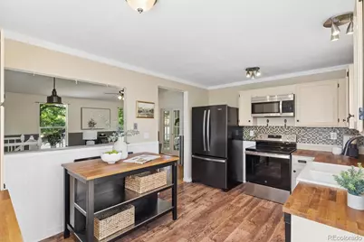 8074 S Estes Court, Littleton, CO 80128 - Photo 10
