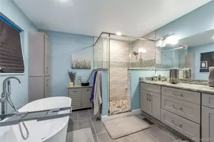 3117 S Monaco Cir, Denver, CO 80222 - Photo 14