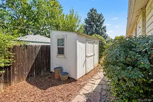 2935 S Clermont Dr, Denver, CO 80222 - Photo 24