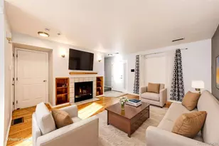 1372 S Cathay Ct, Aurora, CO 80017 - Photo 8