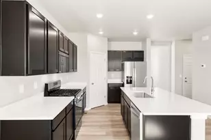 8940 Sedalia St, Commerce City, CO 80022 - Photo 10