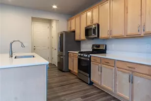 4593 Gray Wolf Ln, Castle Rock, CO 80104 - Photo 6