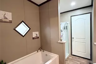 1790 Eisenhower Way, Aurora, CO 80011 - Photo 10