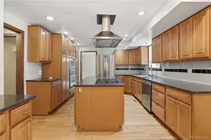 3076 Nelson Ct, Lakewood, CO 80215 - Photo 2
