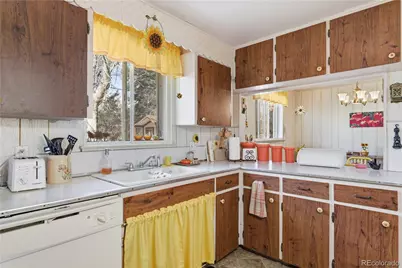 1551 S Chase Street, Lakewood, CO 80232 - Photo 10